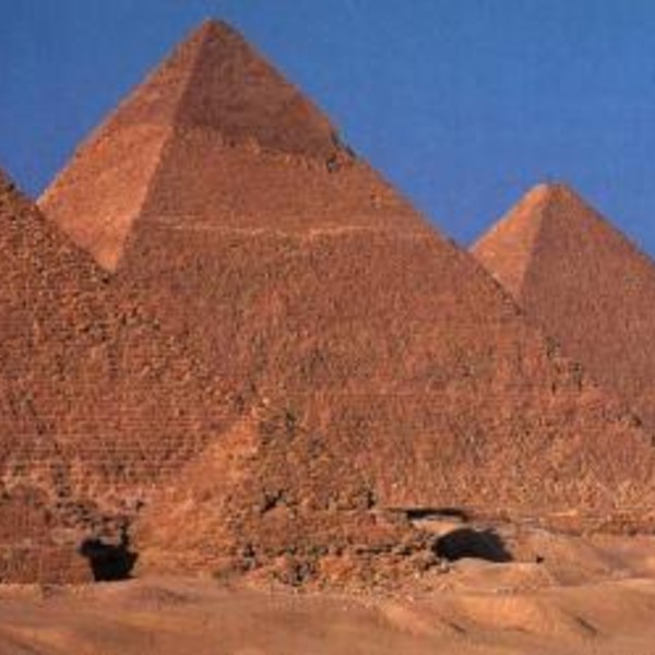 Pyramide1 orig