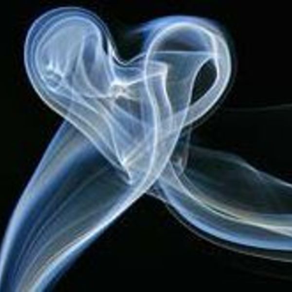 Amour cigarette coeur fumee