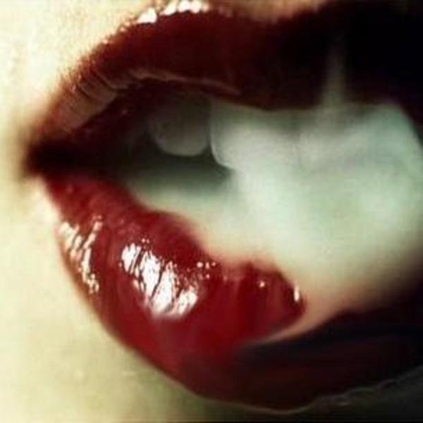 Tumblr static lips smoke