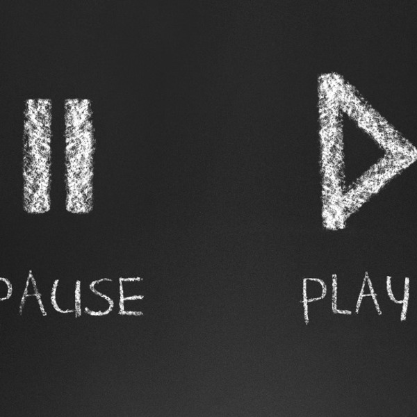 Pause and play