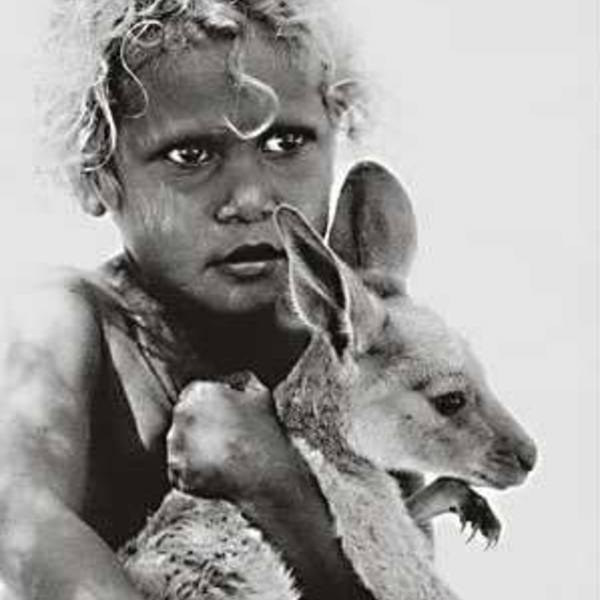 Enfant et kangourou