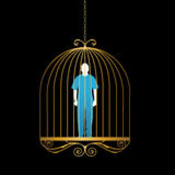 Homme dans la cage oiseaux d 32911255