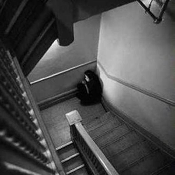 Escalier sombre