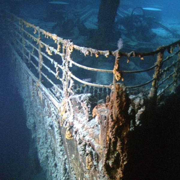 Proue titanic immerge depuis 105 ans
