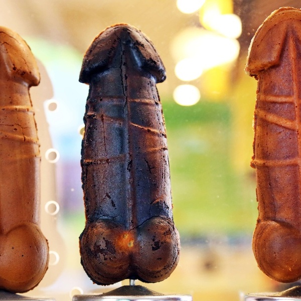 Gaufres penis fait debat bangkok