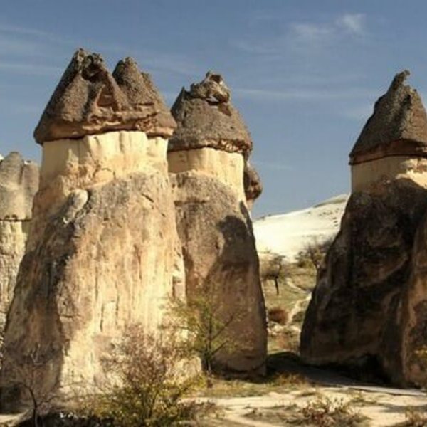 Cappadoce goreme chemin%c3%a9es des f%c3%a9es 1