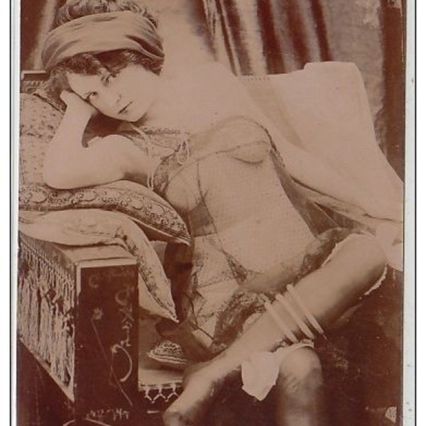 Nus   femme nue vers 1900  photo format 9x14 cm    tr s bon  tat