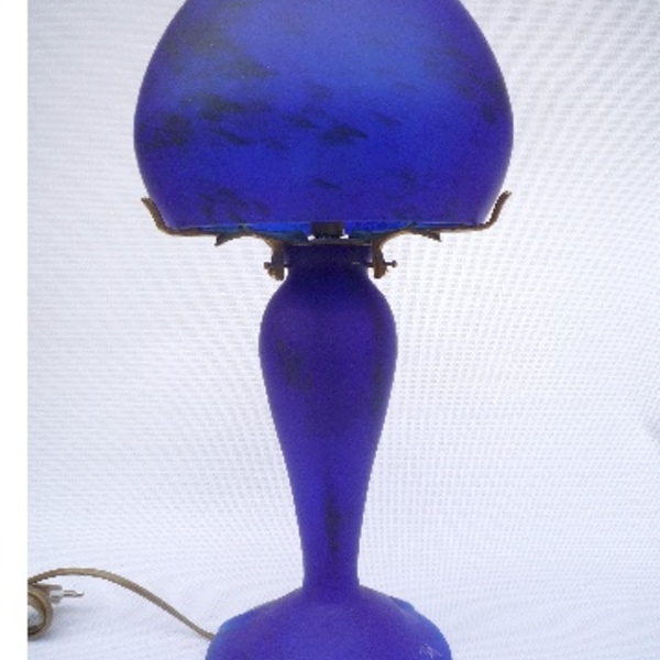 Lampe pate de verre bleu